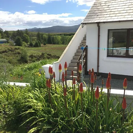 Skye Getaways Self Catering Accommodation Dunvegan  Esterno foto