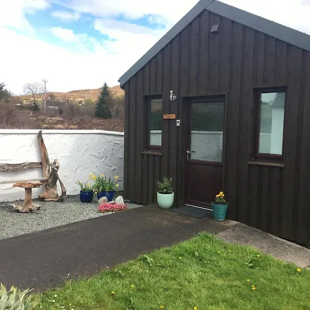 Skye Getaways Self Catering Accommodation Dunvegan  Esterno foto